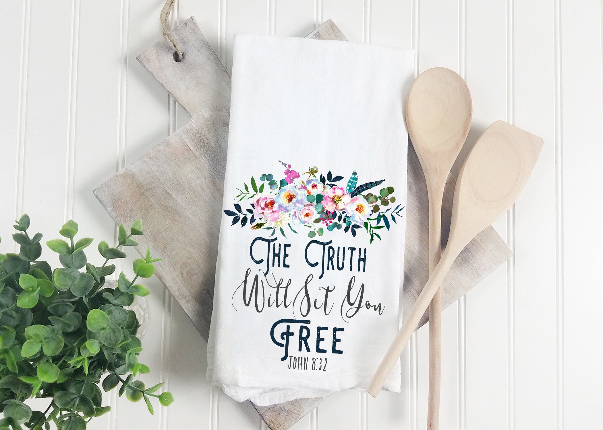 Tea Towel The truth will set you free Kitchen Towel, Bible verse Tea Towel, Dish Towels, Hanging Kitchen Towels, Hand Towel, Gift for home