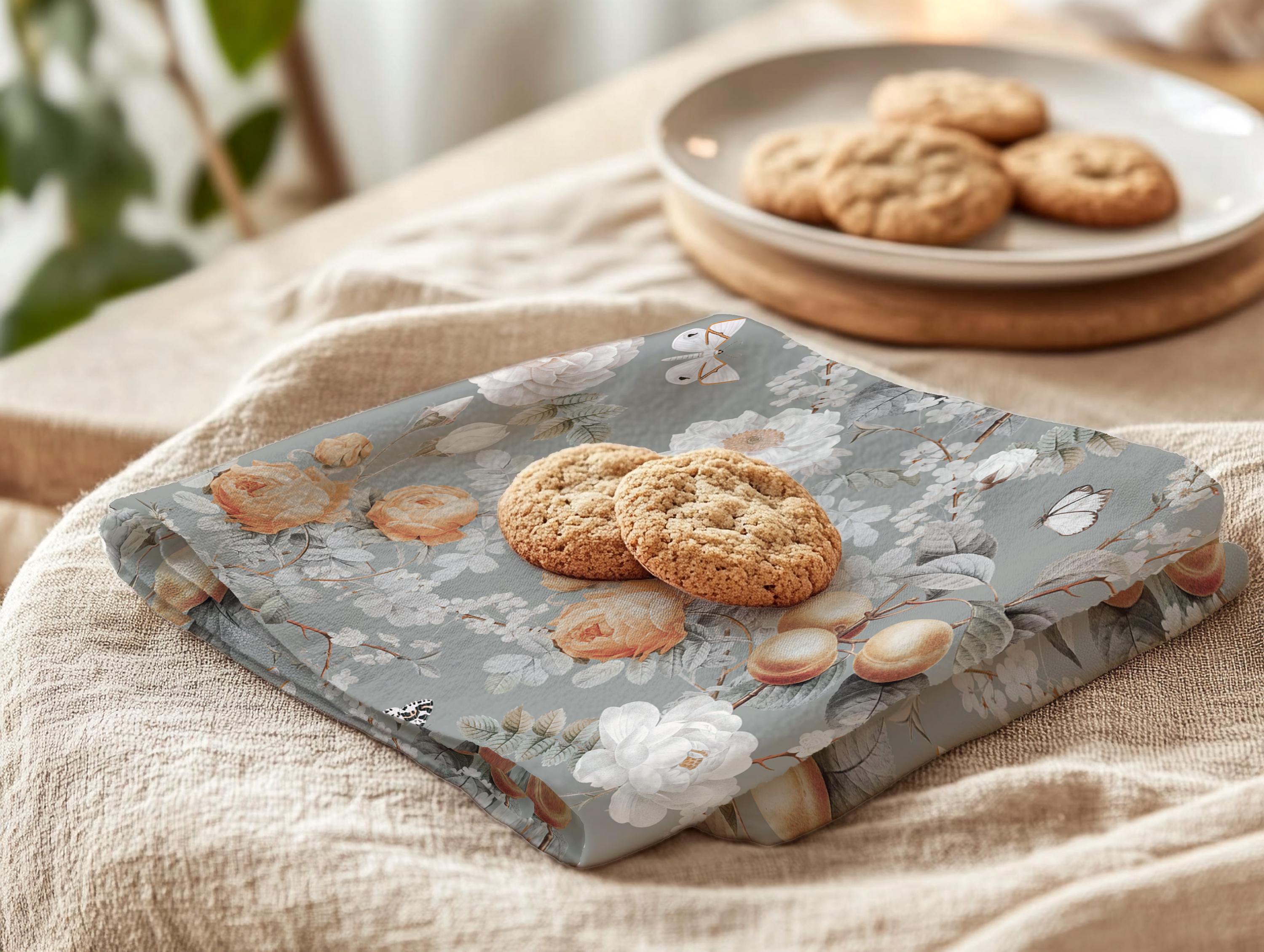 World's Greatest Mom Tea Towel 3-piece set, Custom Peach floral Kitchen Towels with Kids' Names and special message, Mother's Day Gift