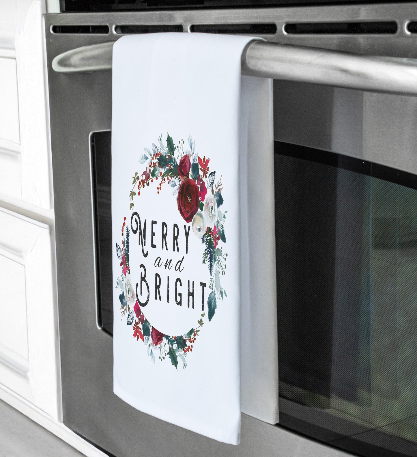 Tea Towel Merry and Bright, Christmas Kitchen Towel, Funny Kitchen Towel, Dish Towels, Hanging Kitchen Towels, Hand Towel, Christmas gift