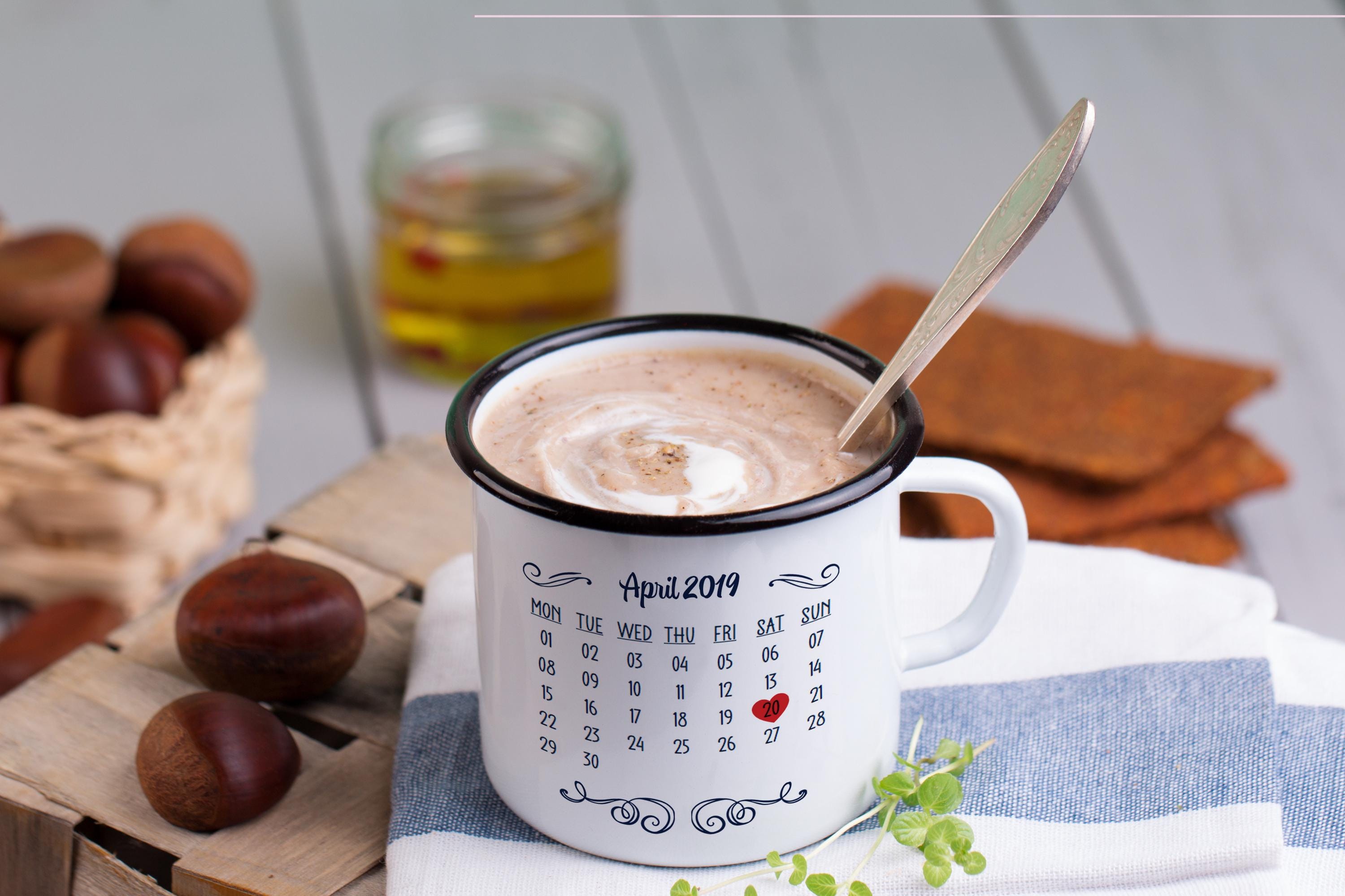 12oz/18oz Custom Anniversary Camping Mug for newlyweds/married couples, Custom Calendar Date & Names, Personalized Valentine's Day Gift